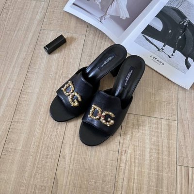 橙子出厂价p 杜嘉班纳 D&G 春夏新款 Dg复古饰扣粗跟拖鞋 高跟凉拖 跟高 7Cm 码数 35-39 可定制34.40.41.42