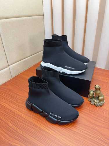 实价： Balenciaga 巴黎世家：顶级代购男士最新专柜同步发售，意大利进口织物布匹; 凸显高端 贵气 档次 做工考究 水染羊皮垫脚 ，鞋底：原厂特供原版底