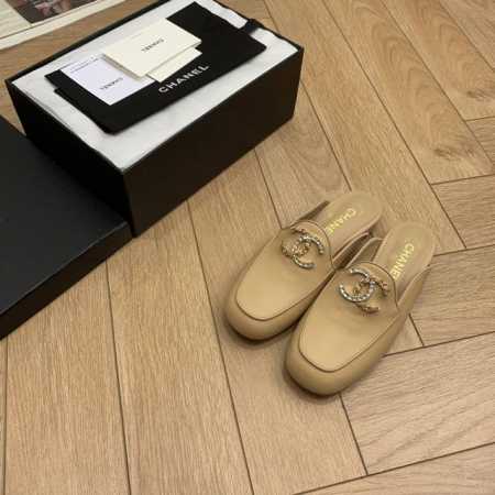 单鞋 P380 拖鞋251 Chane*｜小香2025新品 双C字母扣方头粗跟乐福鞋 相比经典款 这款乐福鞋更有特色！ 太爱这个字母设计了 鞋面：采用进口小牛皮 - 点击图像关闭