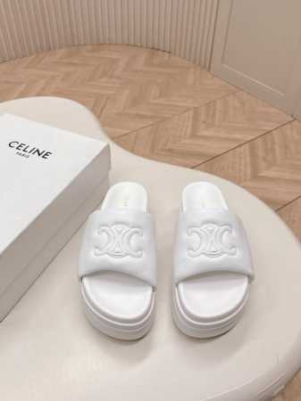 出厂 ，Celine｜2025Ss凯旋门厚底拖鞋 Celine网红爆款来袭！各大网红抢先体验、Celine网红Ins种草神器、非常复古风、气场十足单品、设计风格 - 点击图像关闭