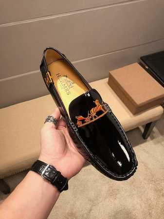 爱马仕官方旗舰店时尚商务休闲豆豆鞋鞋面意大利进口头层牛漆皮+刺绣，内里头层杏色羊皮里，透气舒适 拒绝脱色磨脚 防滑橡胶耐磨大底，原单品质，超舒适，驾车完美实物拍 - 点击图像关闭