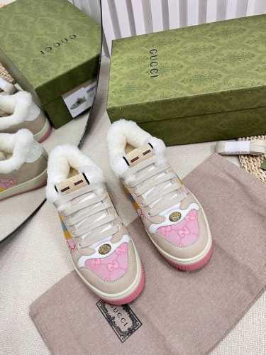 GUCCI 冬季羊毛款，双G毛毛保暖休闲鞋 小脏鞋 饼干鞋 工厂独家首发 鞋面采用原版材料，全羊毛垫脚，超柔软舒适让行走更加便捷舒适！ 独家新款惊世之作 内里进