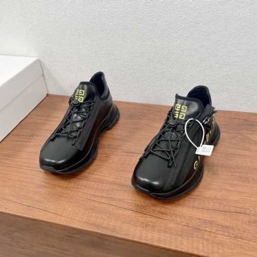 编码 Givenchy 纪梵希 Spectre拉链跑步鞋！ 采用进口光滑小牛皮鞋面，定制搭配最新原厂织带tpu拉链，鞋舌饰以4G Logo印花，侧面饰以give