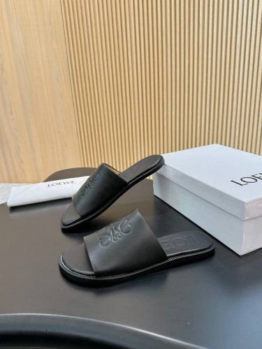 工厂p价 女装女鞋 运动原单 Loewe25季春夏新款 男女同款 六色任选 码数:35-45 橡胶底: