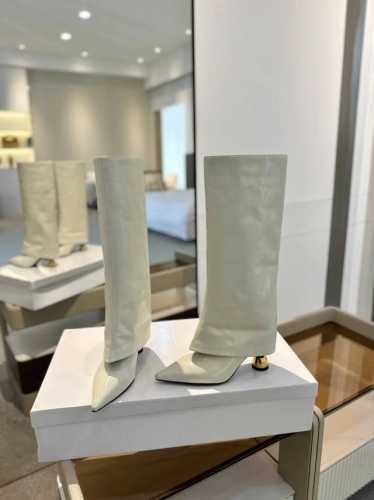 高版本出厂价 : VANDA NOVAK来自意大利的小众品牌 全网独家 耗时3个月研发 鞋跟独特设计酒杯 2024重磅系列 众多联手意大利品牌 推出高级感满分的