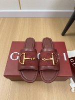 gucci古奇 2025 g家2025春夏新品 专柜最新走秀爆款马衔扣拖鞋系列 鞋面 进口牛皮+老花布 内里 羊皮里 大底 意大利真皮大底 跟高 1Cm 码数