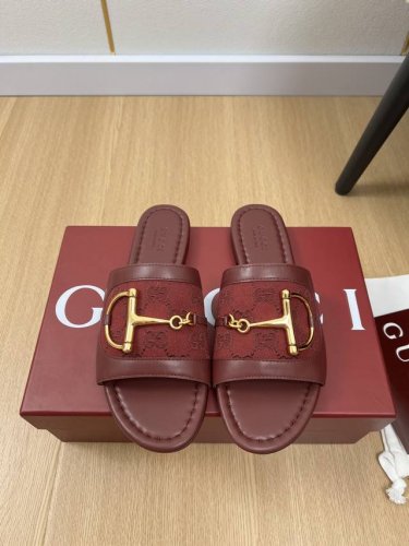 gucci古奇 2025 g家2025春夏新品 专柜最新走秀爆款马衔扣拖鞋系列 鞋面 进口牛皮+老花布 内里 羊皮里 大底 意大利真皮大底 跟高 1Cm 码数