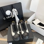 代购级别 Chanel fw24 new arrival～ 小香2024秋冬秀款厚底休闲运动鞋新品 东莞大厂生产高端顶级品质 只做最好的给你！ 黑白拼接～鞋头双