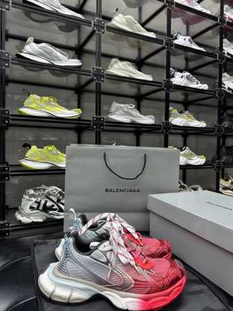 Balencia*巴家3Xl Toe Spray运动鞋 灰红码数35-46 - 点击图像关闭