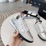 CHANEL官网同步2024秋冬新品高版本香奈儿顶级休闲鞋系列__________________ 秋冬四季香家必备爆款，女神系列，拥有香家特色优雅名媛气质，超
