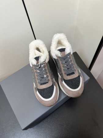 Brunello Cucinelli 新款BC经典休闲鞋运动鞋系列单鞋 BC是意大利知名品牌，极简主义风格，复古又高级！简约又大气，属于非常耐看的款式！高级百搭 - 点击图像关闭