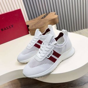 bally -Size： 39-44 45定做 Ball* 巴利，休闲鞋，高版本。做工精细于每处细节，精心用料，鞋面采用原版进口牛皮 搭配原版。原版牛皮内里。原