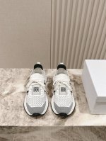 迪奥 Dior Chrono新款休闲弹力莱卡针织运动鞋 再次演绎了迪奥酷时尚的理念 幸运星为你加持好运 全新的Eva鞋底超轻超软 size 35-40 全套专柜