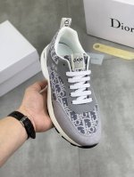 工厂p价p 实价 Dior 2025迪奥原版系带低帮男鞋 经典款休闲鞋本款是官方主打经典款 质量 原厂名师制作 采用优质牛皮配原版材料舒适透气网布內里猪皮鞋垫