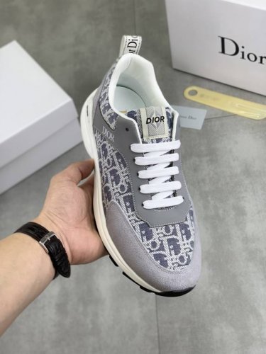 工厂p价p 实价 Dior 2025迪奥原版系带低帮男鞋 经典款休闲鞋本款是官方主打经典款 质量 原厂名师制作 采用优质牛皮配原版材料舒适透气网布內里猪皮鞋垫
