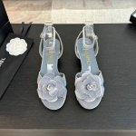 Chanel 24B新款山茶花系列凉鞋 绝美山茶花系列很难不爱 鞋面麂皮 内里羊皮 真皮大底 原版开模山茶花 跟高平底 4.5Cm size:35-39 其他码