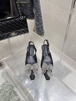 高版本出厂 & 2025春夏新品水钻蝴蝶结凉鞋 Dolce & Gabbana...Dg杜嘉班纳时装走秀款凉鞋！ 高级感拉满辣妹风#上脚好看‘显腿长的鞋子会为你