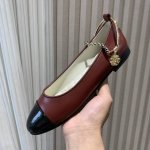 小香爆款春夏链条脚环玛丽珍芭蕾舞单鞋走秀款 原版一比一开模五金扣工能设计，穿皮条脚环装饰可自行装卸链条穿皮条工艺，小香双C和山茶花金属扣装饰点缀，超美芭蕾舞鞋