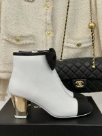厂价 Chane*｜小香经典秋冬新品 蝴蝶结粗跟短靴系列 鞋面采用进口小羊皮 内里垫脚均为羊皮 意大利进口牛皮大底 跟高：7Cm Size：35-39 40 4