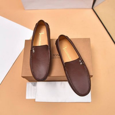 Billionaire 亿万富翁 进口荔枝纹小牛皮、鞋身品牌金属扣件 -内里：舒适羊皮内里 -大底：橡胶；成型大底 -超高品控 做工精细：凸显 高端 贵气 档次