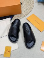 出厂 女码 男码 顶级版本 Louis Vuitton路易威登Lv拖鞋驴牌 春夏最新爆款系列 情侣彩色压花凉拖 高级慵懒风 百看不厌款 时尚度拉满 细节用心感受