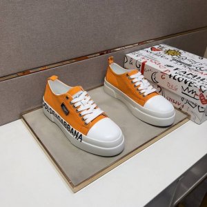 出厂价 Dg～ 男士休闲鞋 2024Z柜同步发售 码数:38-44# 1个颜色鞋面选用多材质拼接真皮内里，舒适透气，鞋底：原版舒适耐磨大底，实物拍摄实物更赞