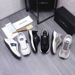 商品商标 Armani 阿玛尼 休闲鞋 正码码数: 39-44 38.45.46定做不退换 商品材料 精选牛皮拼接透气布鞋面 网内里 牛皮鞋垫 橡胶大底