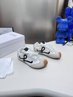 出厂： 铝合金鞋扣+10 Loewe罗意威二代Ballet Runner升级2.0给足界一些震撼，2025早春Ballet Runner 2.0芭蕾运动鞋阿甘鞋