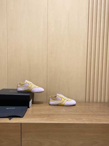 代购级小众 Dries Van Noten Dvn 复古德训鞋 dvn的德训鞋也太美了吧 Dries 总会给我带来惊喜 dries Van Noten 春夏系列