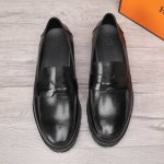 工厂p价 爱玛仕 商务皮鞋 正码码数: 38-44 45.46订制 商品材料：精选 进口牛皮鞋面，进口水染牛皮内里。强烈立体视觉效果，组合大底 颜 色：色可选