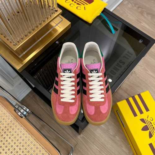 顶级版本升级版 adidas x Gucci联名款运动鞋 春夏新品 专柜新款拼色联名款运动鞋情侣款休闲板鞋系列～ 这一季的新配色绝了爆款 融汇两个品牌丰富且历史