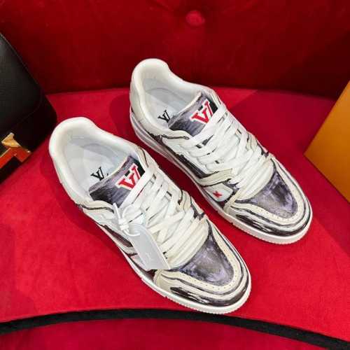 代购级别！ Louis Vuitton LV Trainer！运动鞋欧洲代购1W 购入！ 爆拆开发 大底和面料私模 ，完美调整至原版一致较果绝对秒杀市场一切版本