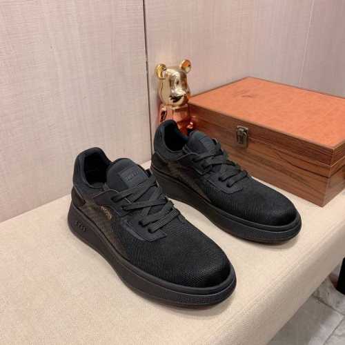 新款: 厂价 Boss* 最新爆款休闲鞋，顶端品牌 奢侈～代购，顶级～质量。 鞋面選用进口透气织网搭配材质透气运动垫脚 精细做工。原版个性时尚柔软橡膠耐磨防滑大