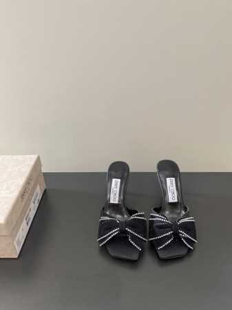 Jimmy Choo Verity Sandal 最新蝴蝶结奥钻时尚高跟重工缝钻精致凉鞋 同步专柜 主打精致 舒适度休闲 甜美 无解风都轻松满足 blingbl - 点击图像关闭