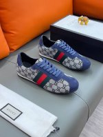 商品名称：Gucci 古驰 正规码数: 38-44 休闲鞋 商品材料：精选 进口帆布鞋面，柔软羊皮内里；原厂大底。