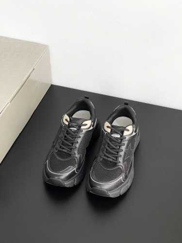 顶级版本 Golden Goose Deluxe Brand GGDB Light star情侣款老爹鞋 鞋面采用进口透气网纱与皮革拼接，原版开模运动大底TPU