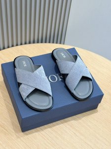 Dior 顶级版 Size39-44 38.45定做 2024Ss迪奥最新男款拖鞋必备。 Dior Alias男士真皮延边拖鞋 这款 Alias 凉鞋夏季新品