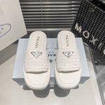 橙子出厂价p prada 普拉达春夏新款 编织厚底拖鞋 草编休闲凉拖 码数 35-42