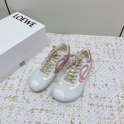 出厂 高版本 Loewe 罗意威 25Ss早春新品阿甘鞋 芭蕾舞 休闲 运动鞋 德训鞋 丑萌得有点可爱 一眼被种草了 这几个颜色特别好看 让人动心的感觉 巨多客