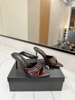 出厂价pp Ysl Saint Laurent* 夏季新品 金属头优雅大气高跟凉鞋 2025全新春夏系列后带方扣高跟凉鞋 尖头高跟拖鞋淡淡的夏日里怎么少得了一双