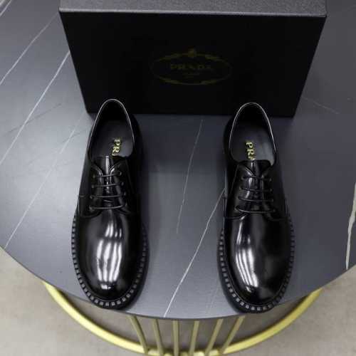 出厂价： 顶级原单 品牌：Prada 普拉达 标准码：男码38 44 45可以定做 等级：官网同款 材料：原版牛皮 牛皮内里 橡胶柔软耐磨大底 款式类别：休闲运