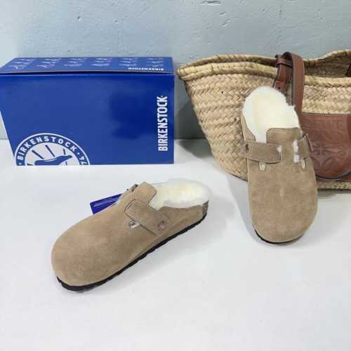 高品质出厂半拖 ！包子鞋 ！BIRKENSTOCK 24ss秋冬新款勃肯鞋包头款舒适软木休闲毛毛包头半拖拖鞋！毛毛包子鞋！ 秉承着百年匠心精神与精湛工艺，选用优