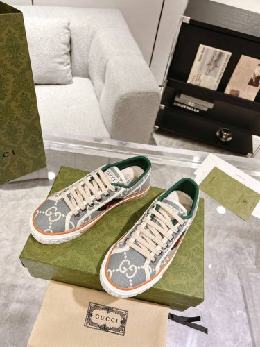 橙子出厂价p gucci 古驰 1977系列 经典低帮帆布鞋 休闲鞋板鞋 情侣款 码数 35-45
