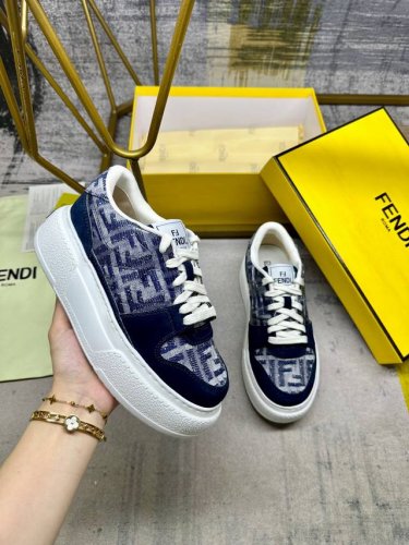 工厂p价 女装女鞋 运动原单 Fendi Match系带最新运动鞋 蓝色Ff提花面料和同色牛麂皮材质细节 侧面饰以注塑Ff贴花 女码35-40码 男码39-45
