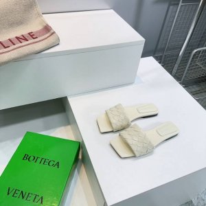 高品质出厂 顶级品质Bottega Veneta葆蝶家25春夏新款Bv Blink编织简易方头平底拖鞋系列 重工全真皮手工编织 简直Bv最新天花板啦 百搭春夏配