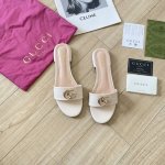 出厂 gucci 古驰2025顶级专柜 代购系列 官网上新 全球同步 Gucci 古驰25Ss 双G水钻平底拖 古驰拖 Gucci拖 Gucci鞋控 小红书最新