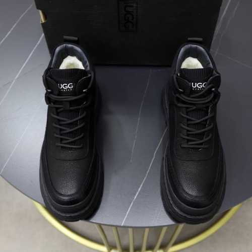 澳洲进口加厚羊毛 品牌：UGG正品代购 尺码：39 44 等级： 官网1:1 材料： 头层真皮防水防冻鞋面 真毛内里 原版防滑 柔软 耐磨大底 款式类别：男士休