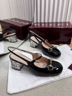 G家新款Gucci马衔扣露跟浅口后系带凉鞋粗跟漆皮凉鞋真皮大底底 橡胶底 跟高：6cm 配码：35-42 41 40 42定做不退换 包装：原版全套红色包装