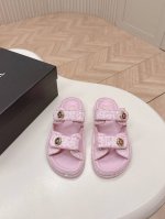 拖鞋 凉鞋 2025新色系！CHANEL 香奈儿 2025新款凉鞋拖鞋系列 经典系列 每个款式都很赞 菱格松糕底沙滩凉鞋 拖鞋 优雅高贵 舒适百搭鞋面：羊皮 布