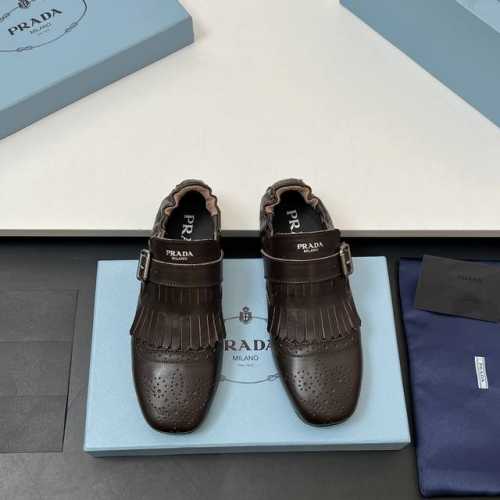 工厂价 顶级品质！Prada 25ss 普拉达走秀款复古布洛克雕花皮鞋系列25年专柜走秀款 复古感时髦满满 随意百搭 时尚休闲 独到味道 轻松驾驭 休闲时髦 两
